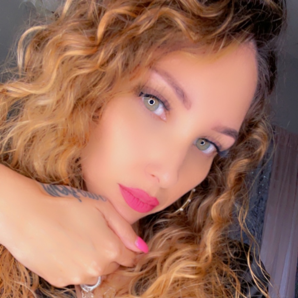 Meet your Posher, Keshia